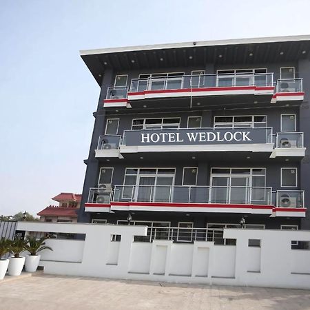 Hotel Wedlock Sector 47 Gurgaon Ngoại thất bức ảnh