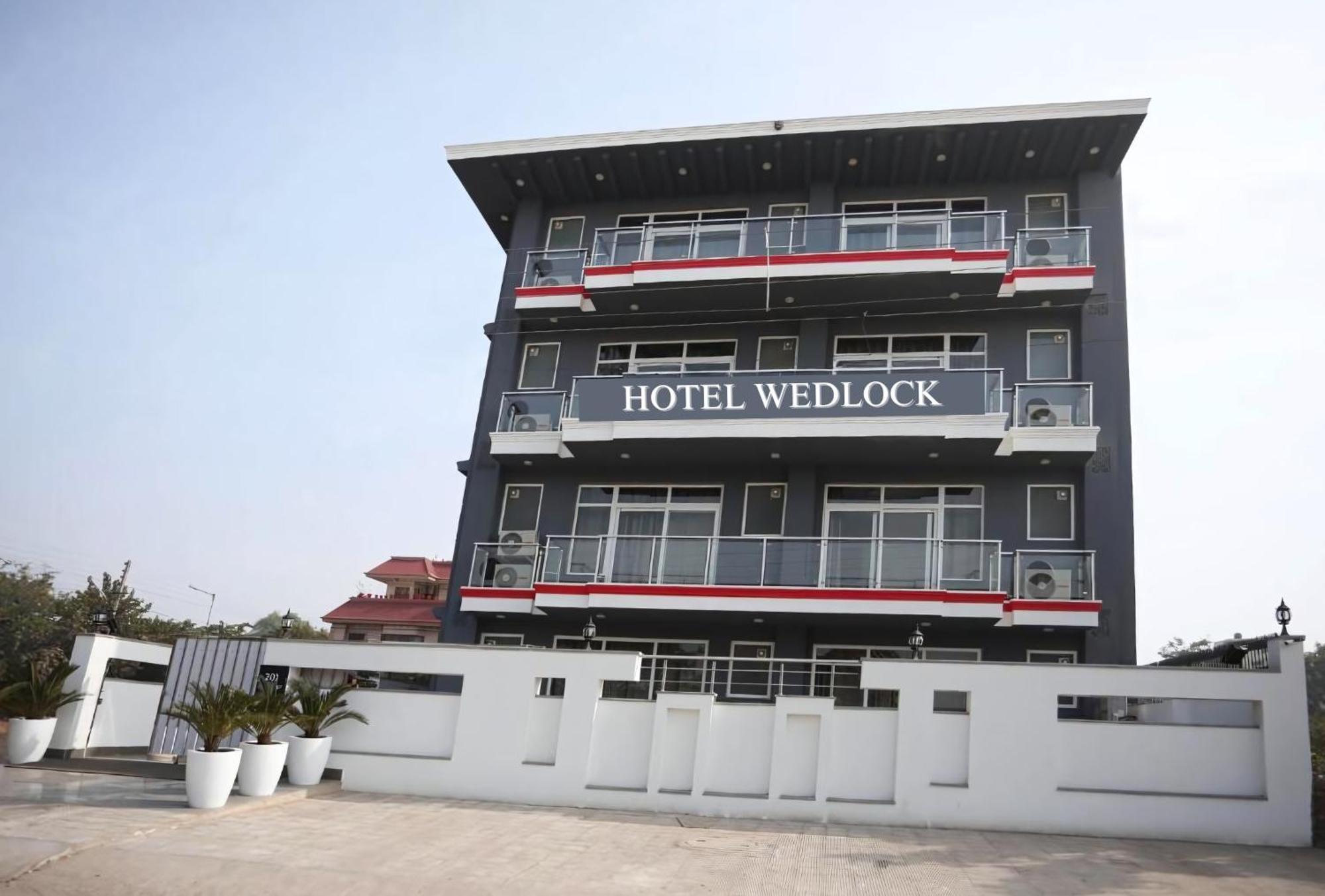 Hotel Wedlock Sector 47 Gurgaon Ngoại thất bức ảnh